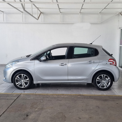 Imagen 2 de 15 de Peugeot 208 Feline 1.6 Pack Cuire | Usados Certificados |