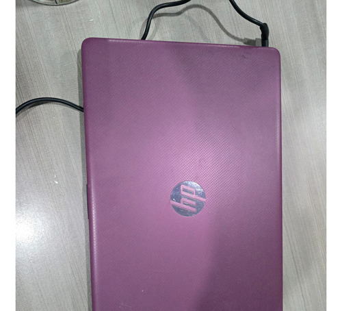 Laptop Hp Pentium Gold 2.3ghz 15.6 1 Tb Memoria Y 8gb Ram (Usado)