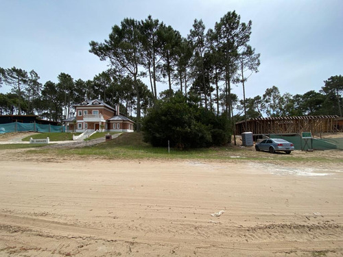 Lote En Venta Zona Alamos (tres Carabelas E/ Garzas Y Calandria)