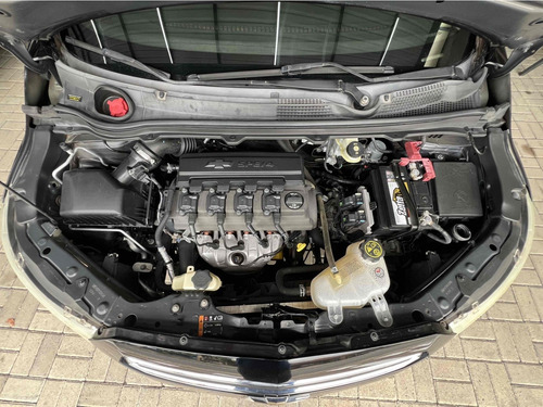 Chevrolet Prisma 1.0 MPFI LT 8V FLEX 4P MANUAL