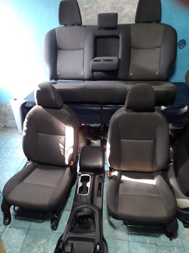 Asientos Nissan Np300 Doble Cabina 16-24