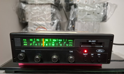 Radio Philco Ford Fm Led Bluetooth - N (Usado)