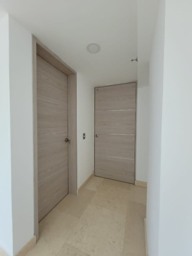 Imagen 4 de 10 de Apto En Exclusivo Edificio De 8 Aptos A Estrenar