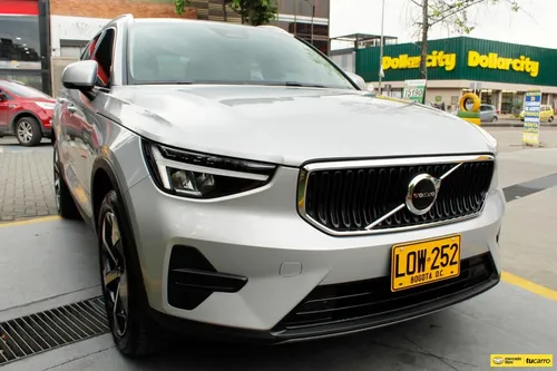 Volvo XC40 2.0 B4 Hibrida At 4x2