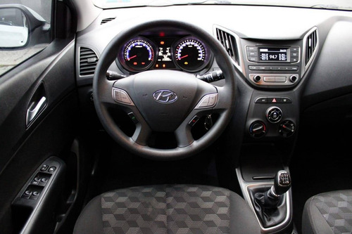 Hyundai Hb20 1.6 Comfort Plus 16v Flex 4p Manual