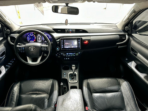 Toyota Hilux 2.8 Tdi Srx Cab. Dupla 4x4 Aut. 4p