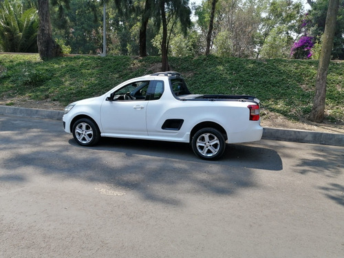Imagen 8 de 12 de Chevrolet Tornado 1.8 Lt Mt 2018