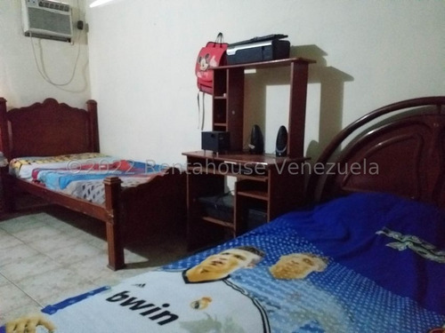 Imagen 11 de 19 de Amplia Casa Lista Para Habitar Con Céntrica Ubicación. 04120656408 Mls 22-8937