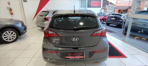 Imagem 5 de 10 de Hyundai Hb20 1.0 Comfort 12v Flex 4p Manual