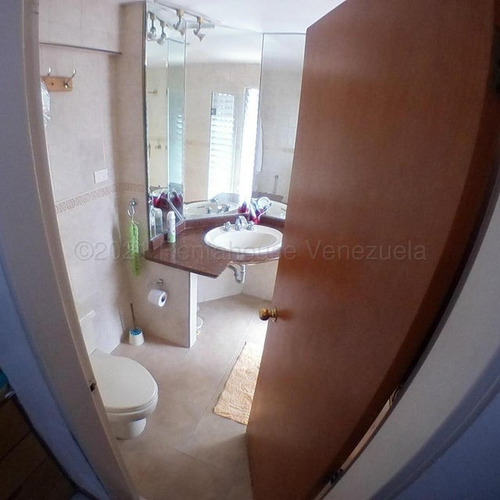 Se Vende Bello Apartamento En Los Samanes Mls 24-6750