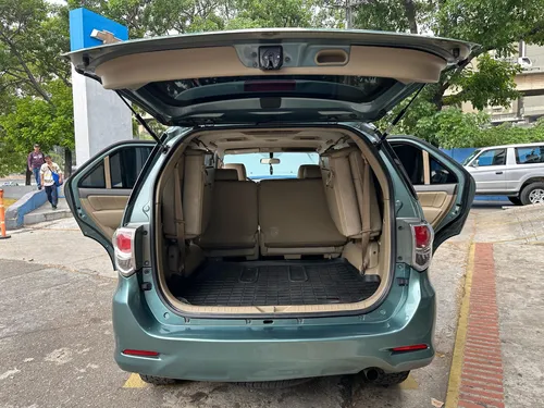 Toyota Fortuner 2012 Automático