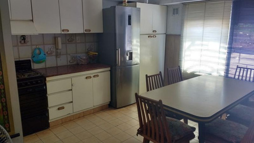 Venta Casa 4 Amb 200 M2 Cochera Valentin Alsina Lanus