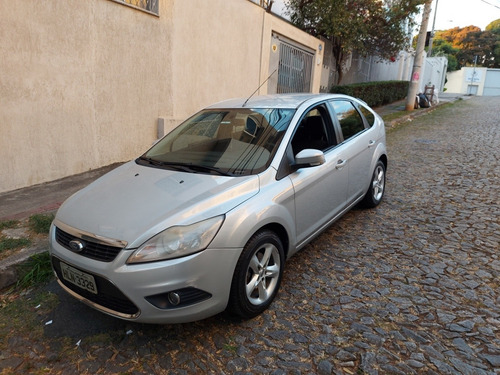 Imagem 3 de 11 de Ford Focus 2011 2.0 Glx Flex Aut. 5p