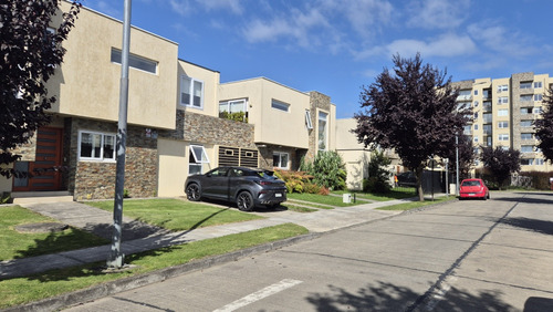 Cómoda E Impecable Casa En Ideal Zona Residencial De Osorno