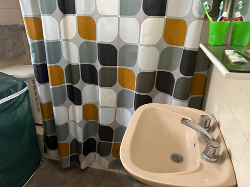 Venta Casa Con Parque Pileta, Parque Leloir, Ituzaingo.