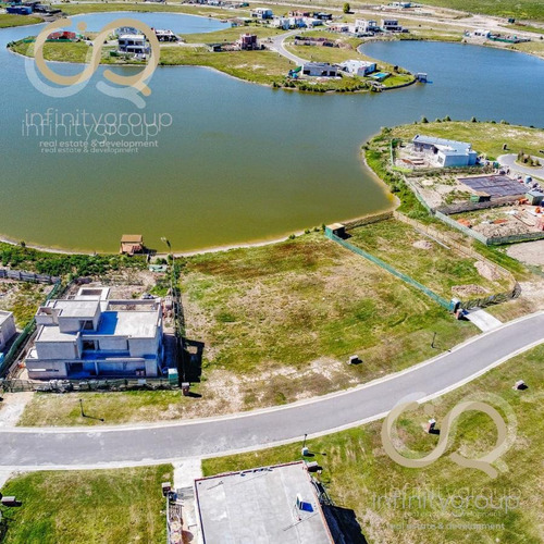 Imagen 4 de 16 de Lote Al Agua Area 7 - San Sebastián