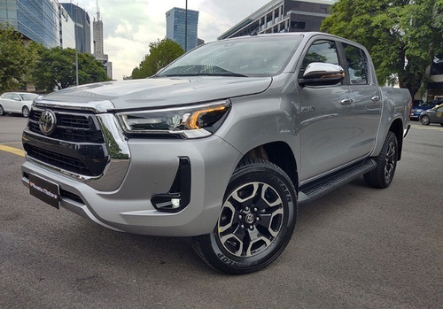Imagen 11 de 19 de Toyota Hilux Srx 2.8 At 4x4 0km