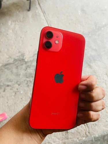 iPhone 12 (Usado)
