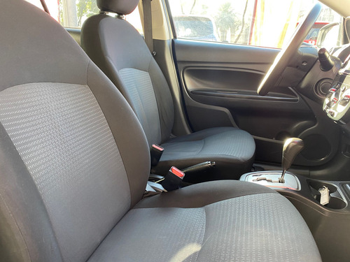 Dodge Attitude 1.2 Se At