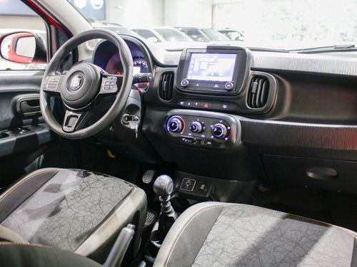 Fiat Mobi 1.0 EVO FLEX TREKKING MANUAL