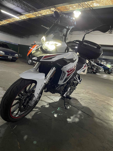 Imagen 3 de 14 de Benelli Trk 251 - Abs