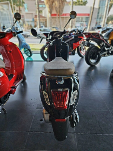 Imagen 8 de 8 de Vespa Primavera 150cc