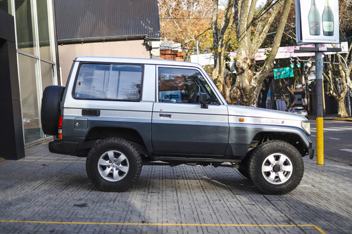 Toyota Land Cruiser Ii 22r 2.4
