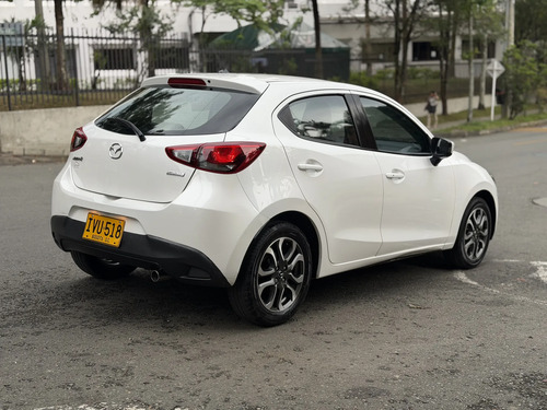 Mazda 2 Grand Touring