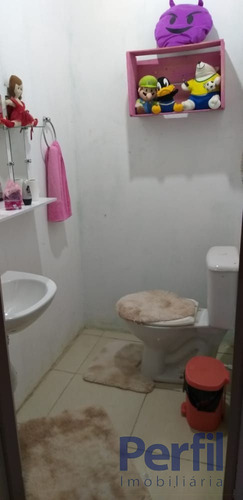 Imagem 3 de 7 de Casas - 2 Dormitórios - 2460
