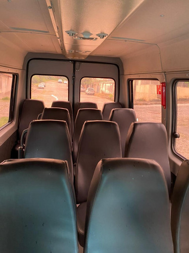 Imagem 5 de 12 de Peugeot Boxer Minibus 2014 2.3 Hdi 350lh Longo 15l 5p
