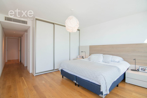 Apartamento En Alquiler De 3 Dormitorios En Puerto Del Buceo