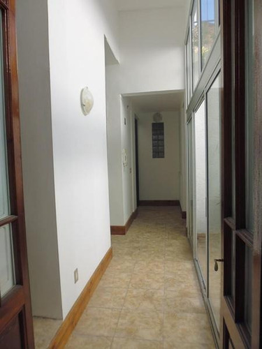 Venta De Casa 4 Dormitorios En Cordón, Excelente Reciclaje!!