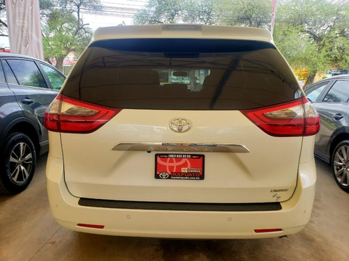 Imagen 5 de 6 de Toyota Sienna Xle Ltd