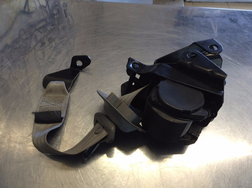 Cinturon De Seguridad Trasero Derecho Vw Pointer 00-04