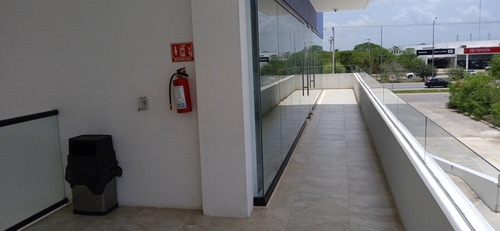 Imagen 9 de 19 de Edificio Corporativo En Renta - Zona Norte De Merida Perifér