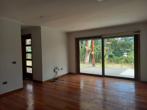 Arriendo De Casa En Parcela Sector Santa Emilia