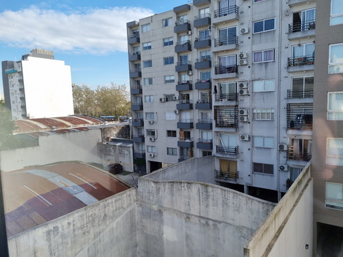 Imagen 11 de 12 de Lindo Monoambiente/ Cochera Cubierta Propia/ Haedo