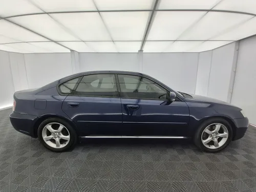 Subaru Legacy 3.0 R AWD AT