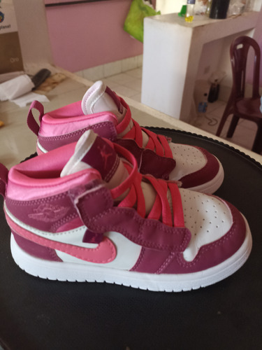 Jordan Retro 1 Niña