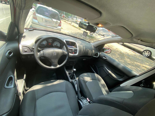 Peugeot 207 Passion 1.4 Xr Flex 4p 2012