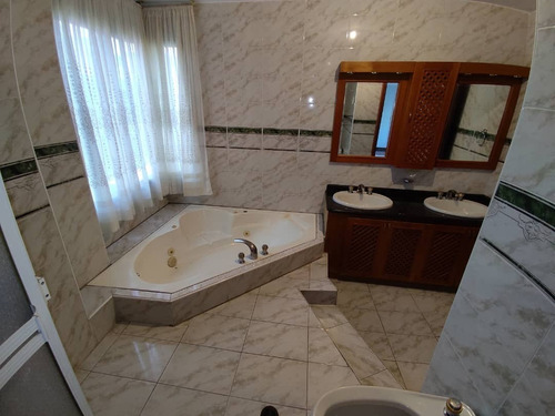 Imagen 15 de 26 de Apartamento En Venta En La Urb Soledad, Maracay 04121994409