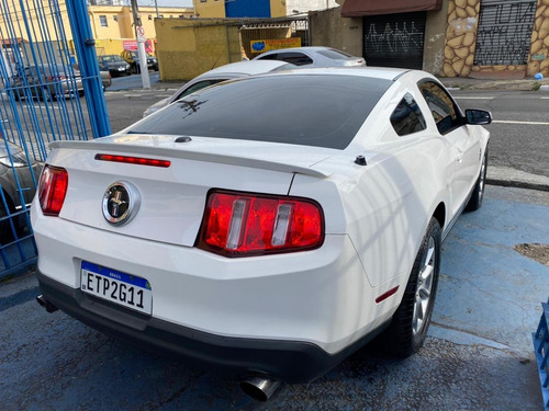 Ford Mustang 3.7 V6!!! Carro Impecável!!!