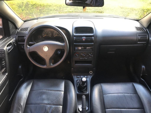 Astra Sedan Advantage 2.0 (flex) (aut)