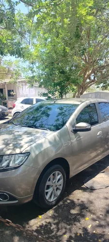 Renault Logan 1.6 Privilege / Intens