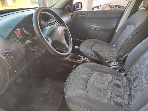 Peugeot 207 1.4 XR PASSION 8V FLEX 4P MANUAL