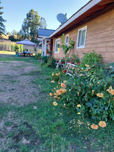 Casa En El Campo Con Casa De Huespedes (85523)
