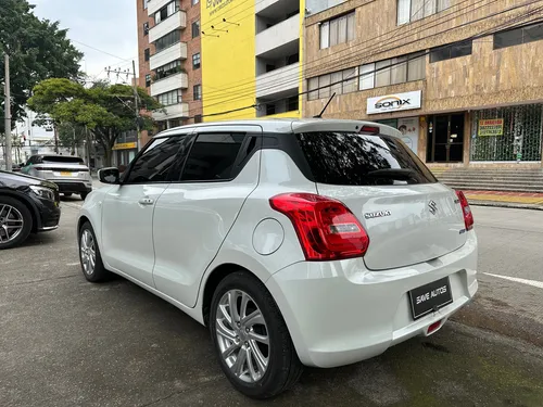 Suzuki Swift 1.2 Hybrid 2Wd