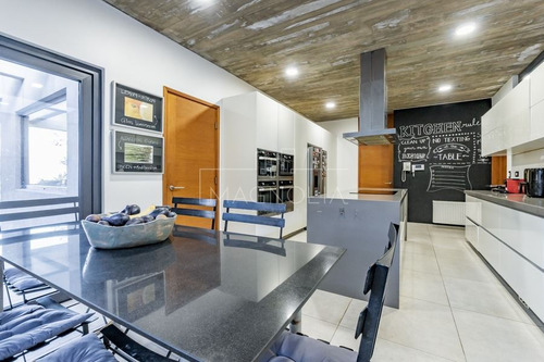 Casa Mediterránea En Venta 6 Dormitorios En Lo Barnechea