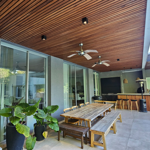 Casa Carmel Country Pilar - Oportunidad