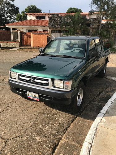 Imagen 1 de 11 de Toyota Hilux